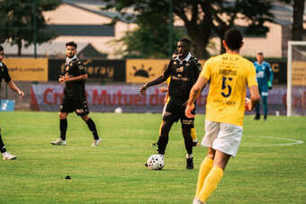 USM09559